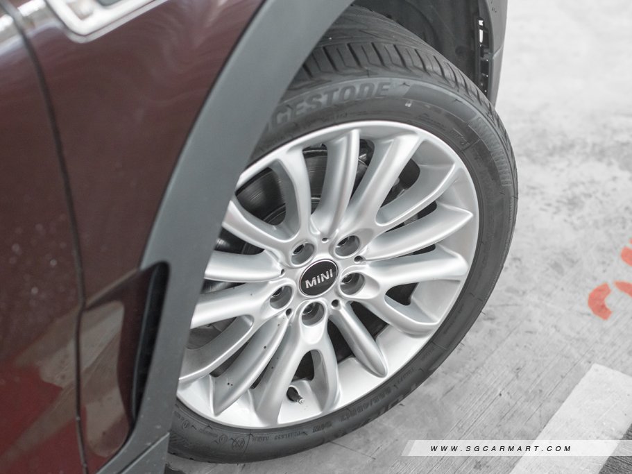 https://i.i-sgcm.com/new_cars/cars/11738/11738_g20
