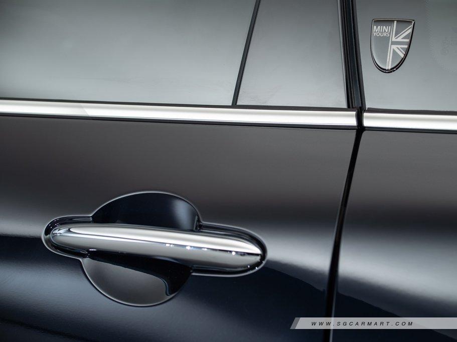 https://i.i-sgcm.com/new_cars/cars/11738/11738_g59