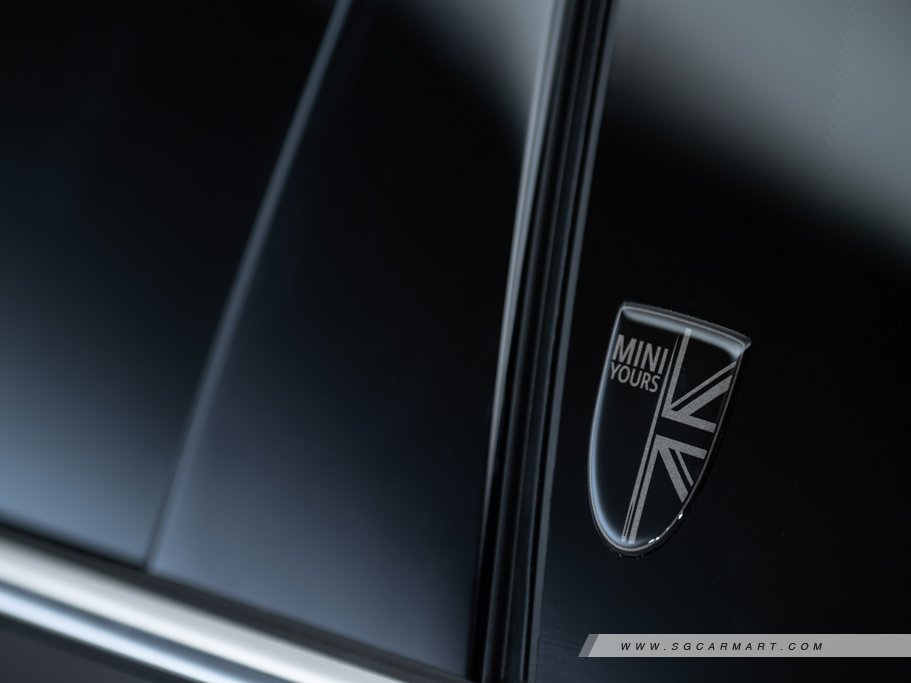 https://i.i-sgcm.com/new_cars/cars/11738/11738_g62