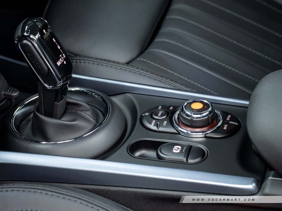 https://i.i-sgcm.com/new_cars/cars/11738/11738_g78