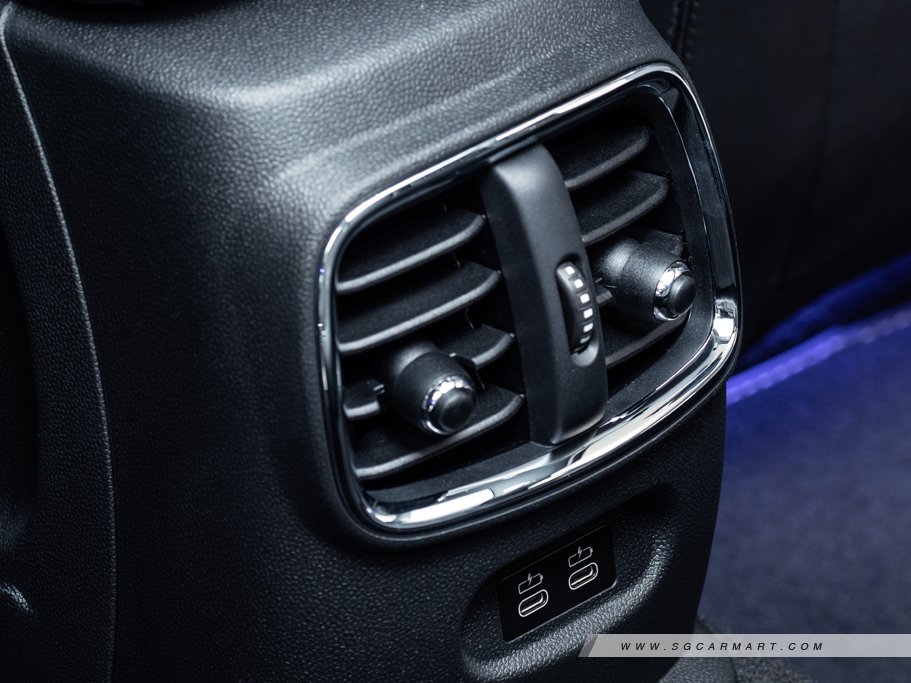 https://i.i-sgcm.com/new_cars/cars/11738/11738_g81