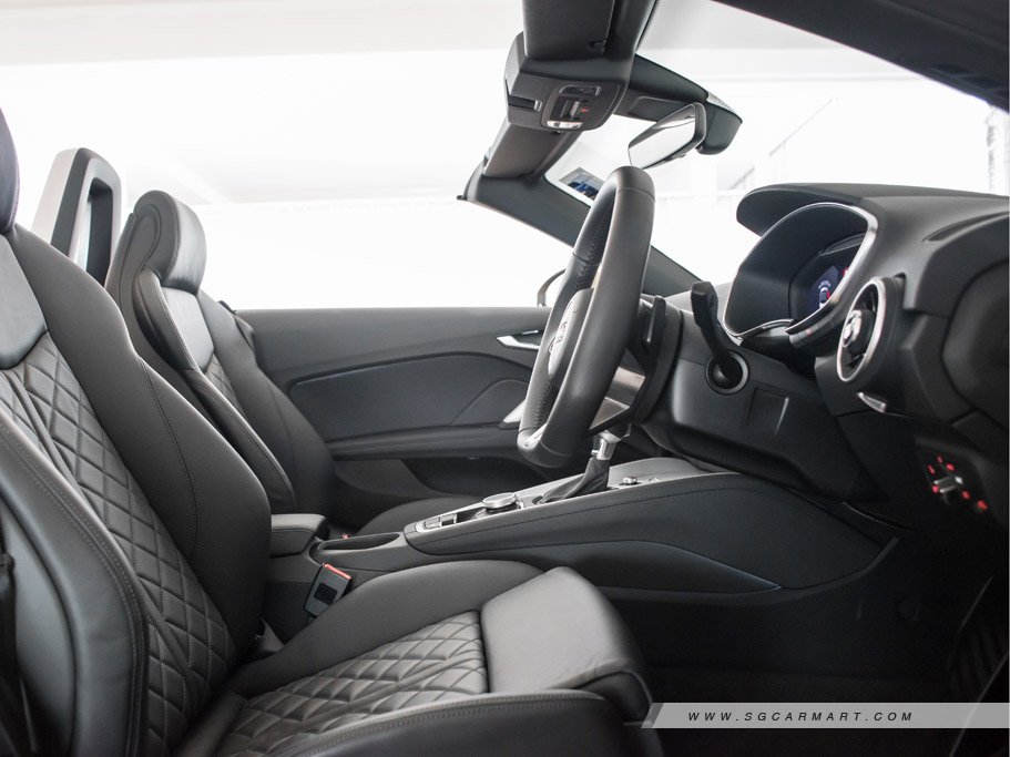 https://i.i-sgcm.com/new_cars/cars/11741/11741_g25