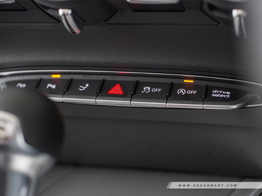 https://i.i-sgcm.com/new_cars/cars/11741/11741_g32