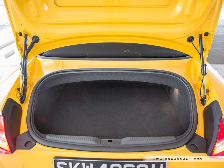 https://i.i-sgcm.com/new_cars/cars/11741/11741_g37