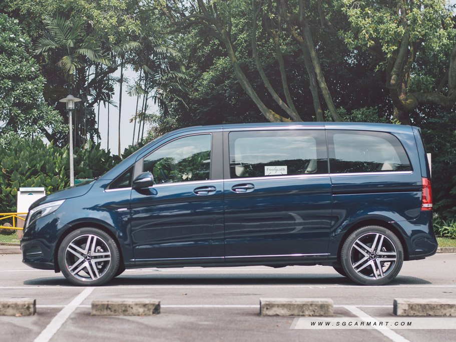 https://i.i-sgcm.com/new_cars/cars/11742/11742_g16