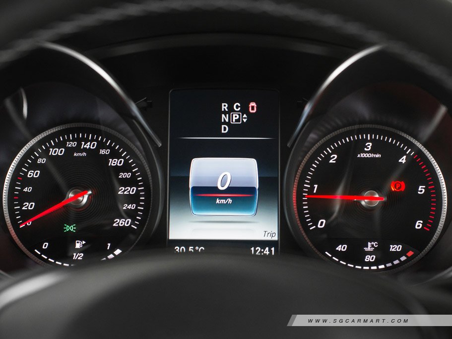 https://i.i-sgcm.com/new_cars/cars/11742/11742_g28