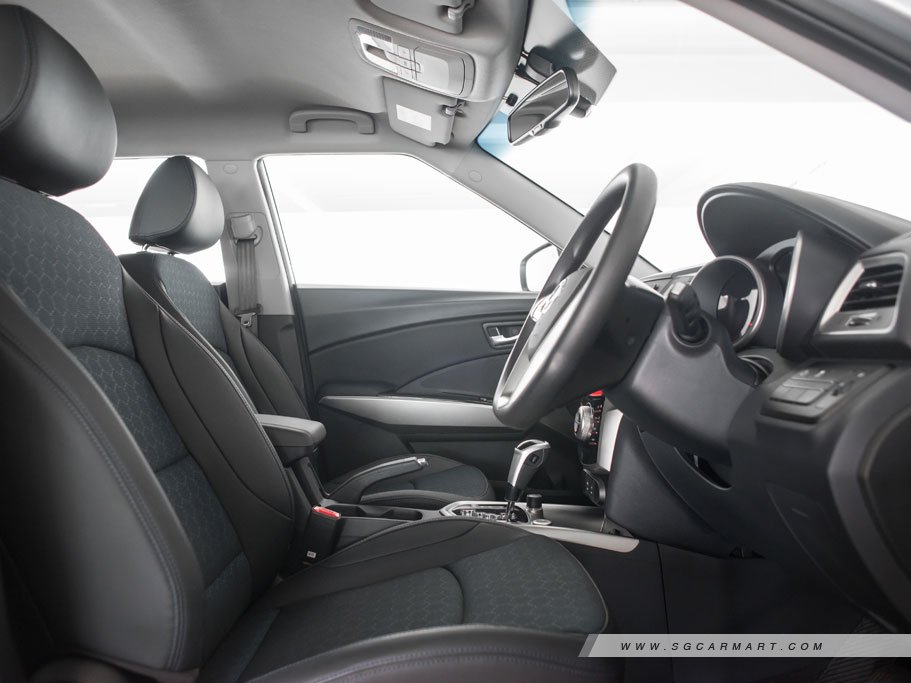https://i.i-sgcm.com/new_cars/cars/11746/11746_g13