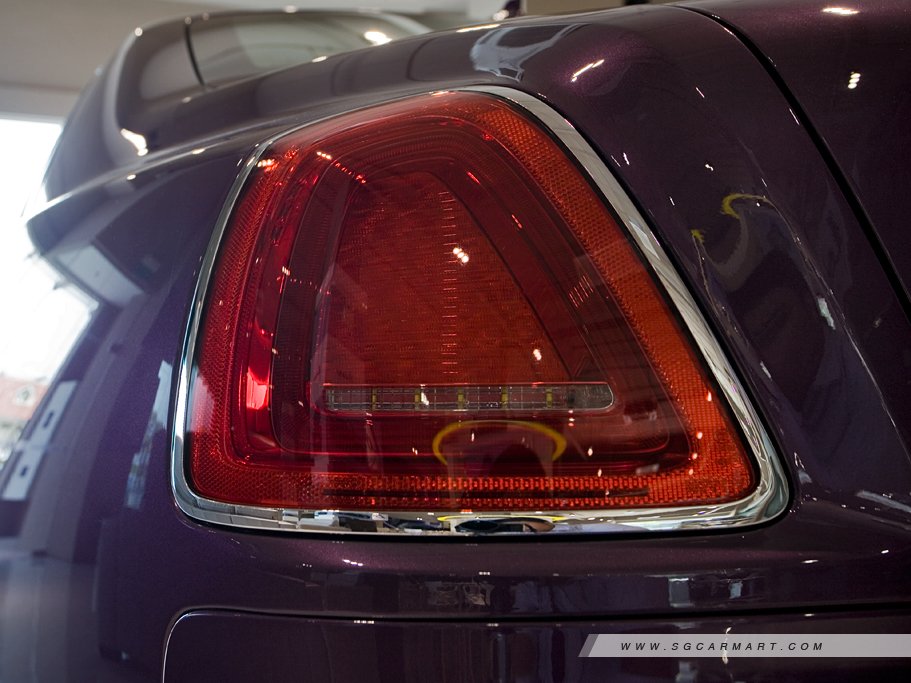 https://i.i-sgcm.com/new_cars/cars/11747/11747_g11
