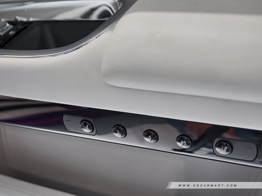https://i.i-sgcm.com/new_cars/cars/11747/11747_g46
