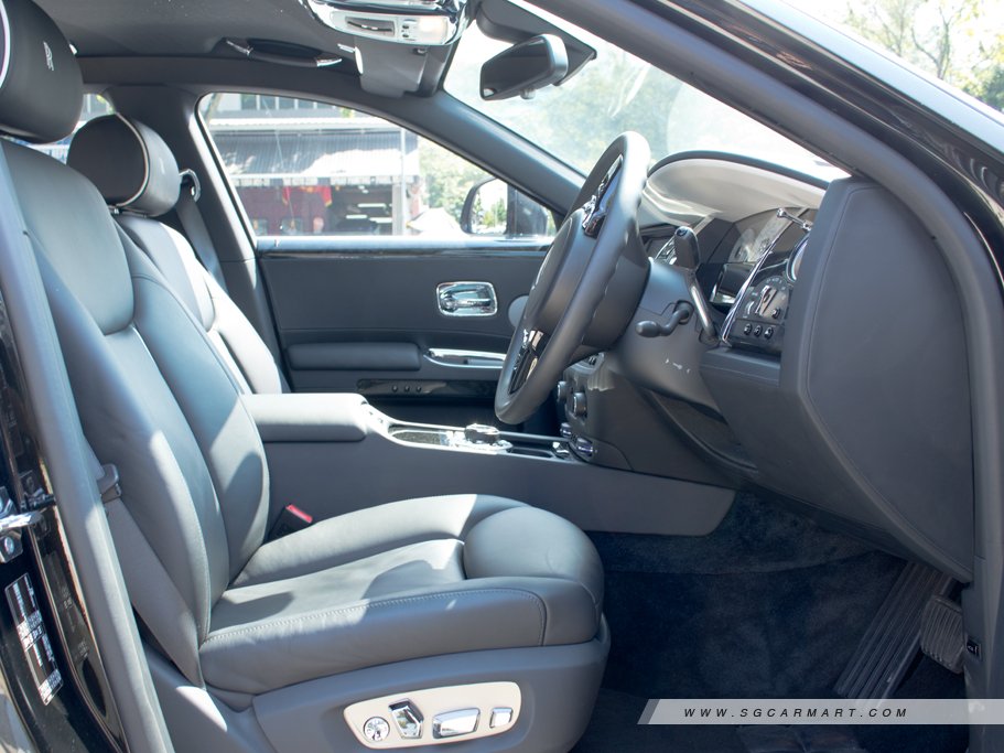 https://i.i-sgcm.com/new_cars/cars/11747/11747_g57