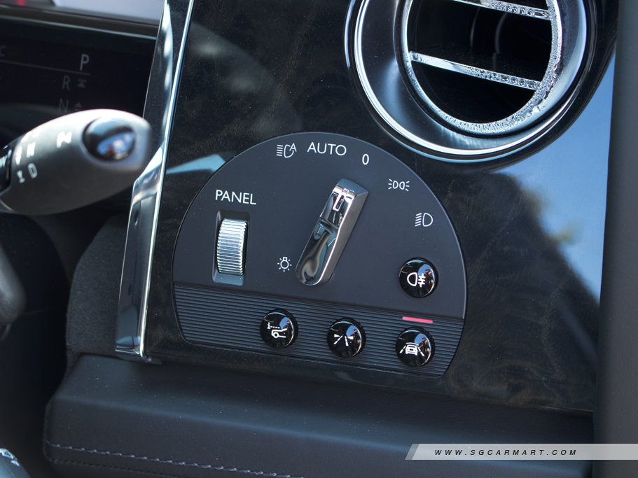 https://i.i-sgcm.com/new_cars/cars/11747/11747_g68