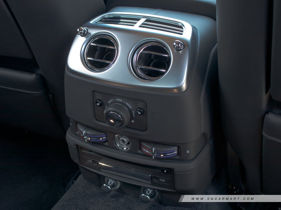 https://i.i-sgcm.com/new_cars/cars/11747/11747_g69