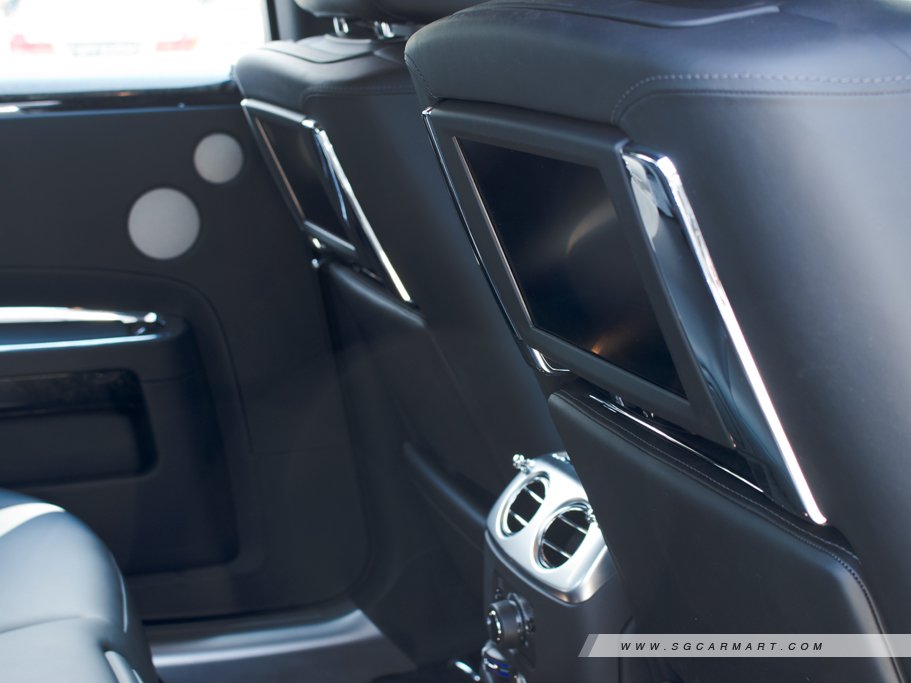 https://i.i-sgcm.com/new_cars/cars/11747/11747_g71