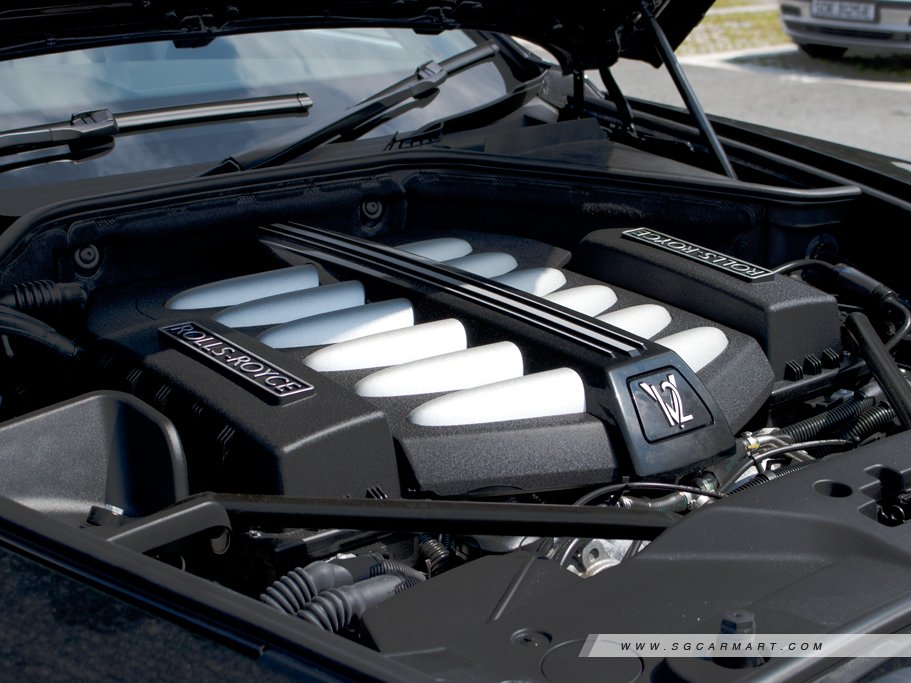 https://i.i-sgcm.com/new_cars/cars/11747/11747_g76