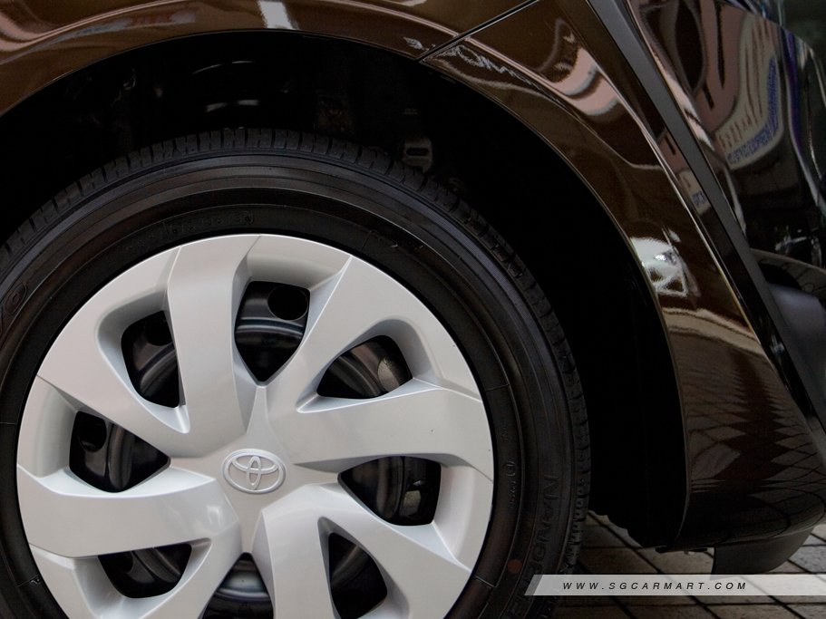 https://i.i-sgcm.com/new_cars/cars/11748/11748_g42