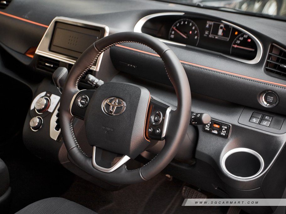 https://i.i-sgcm.com/new_cars/cars/11748/11748_g48