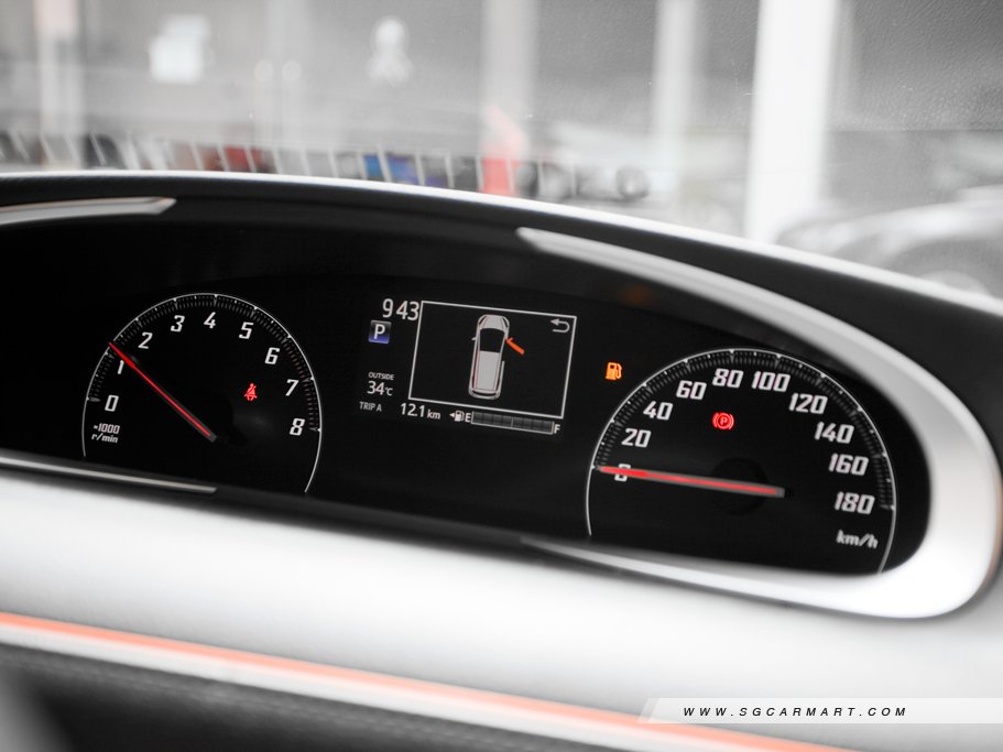 https://i.i-sgcm.com/new_cars/cars/11748/11748_g54