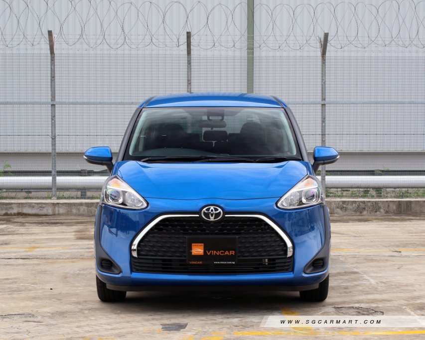 https://i.i-sgcm.com/new_cars/cars/11748/11748_g64