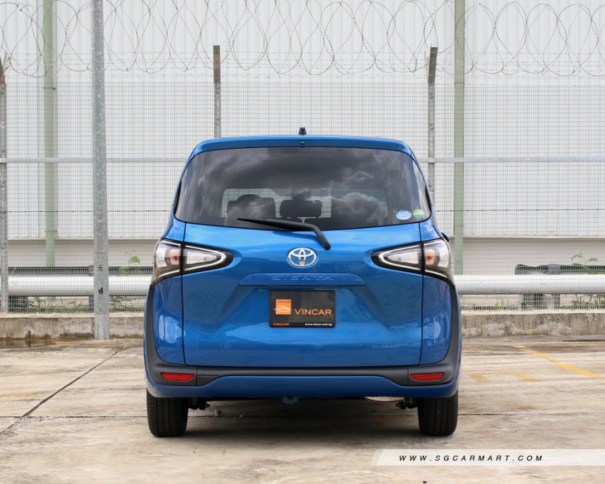 https://i.i-sgcm.com/new_cars/cars/11748/11748_g68