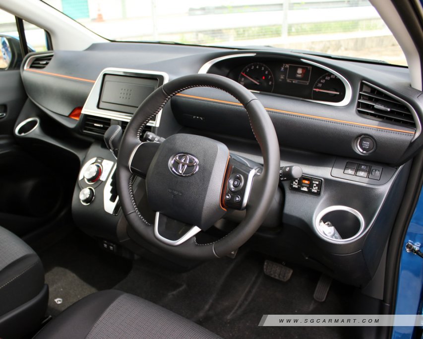 https://i.i-sgcm.com/new_cars/cars/11748/11748_g72