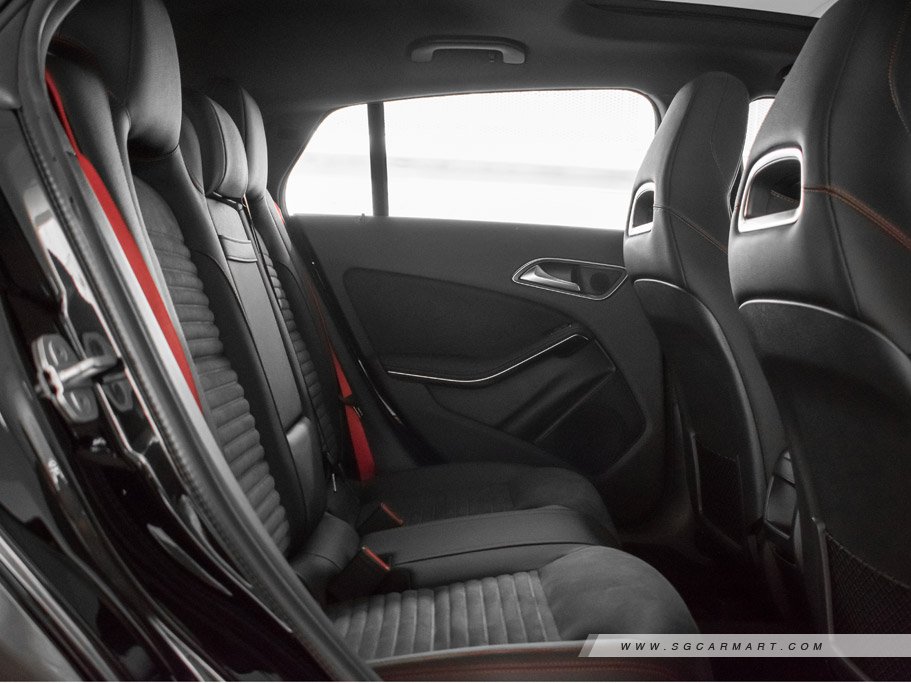 https://i.i-sgcm.com/new_cars/cars/11751/11751_g23