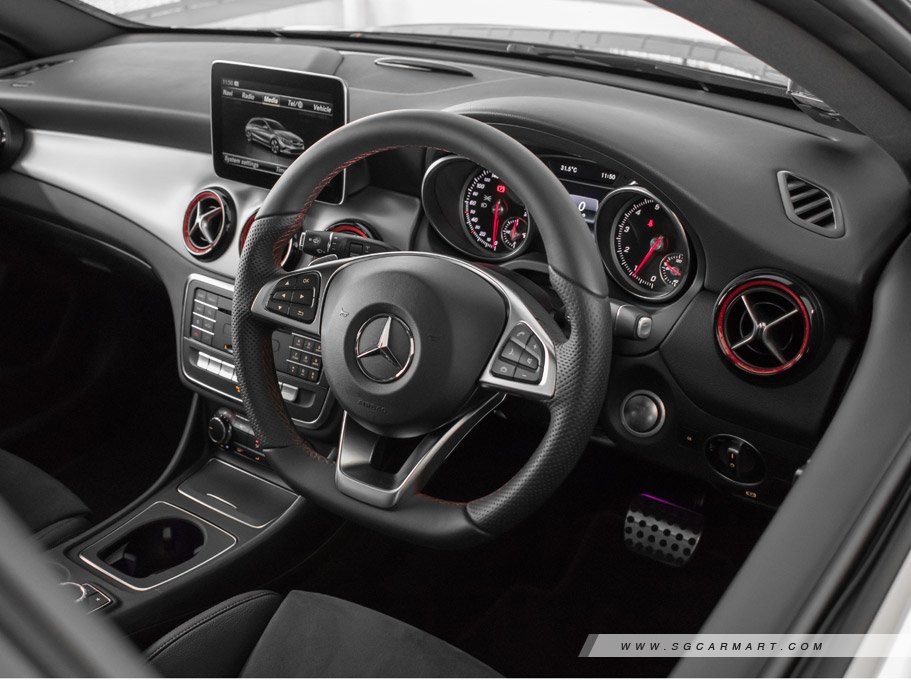 https://i.i-sgcm.com/new_cars/cars/11751/11751_g25