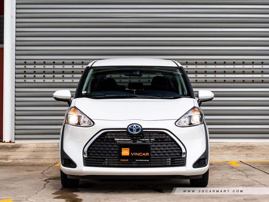 https://i.i-sgcm.com/new_cars/cars/11752/11752_g28