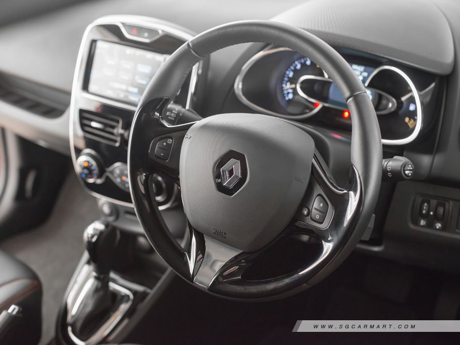 https://i.i-sgcm.com/new_cars/cars/11757/11757_g28