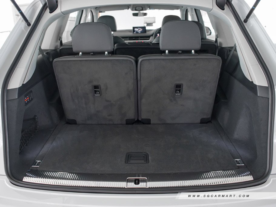 https://i.i-sgcm.com/new_cars/cars/11762/11762_g38