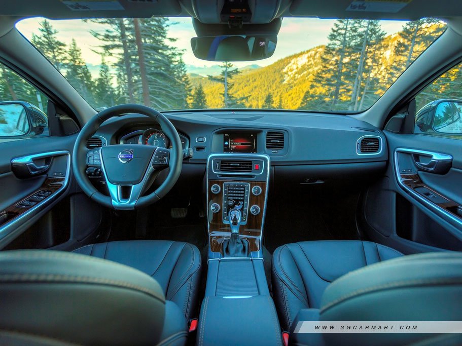 https://i.i-sgcm.com/new_cars/cars/11764/11764_g13