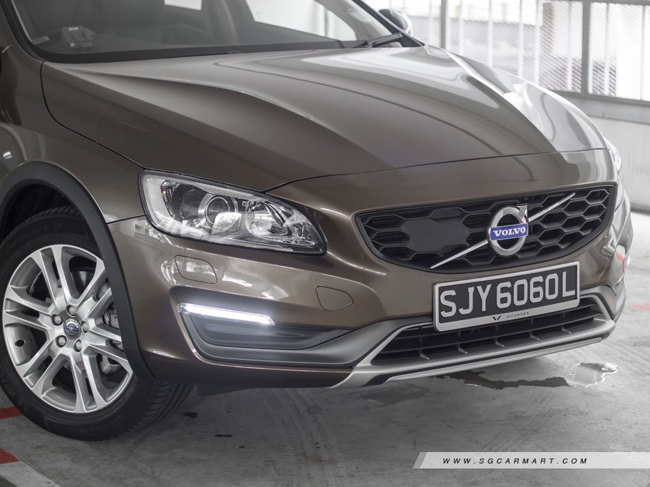https://i.i-sgcm.com/new_cars/cars/11764/11764_g21