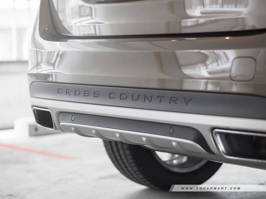 https://i.i-sgcm.com/new_cars/cars/11764/11764_g26
