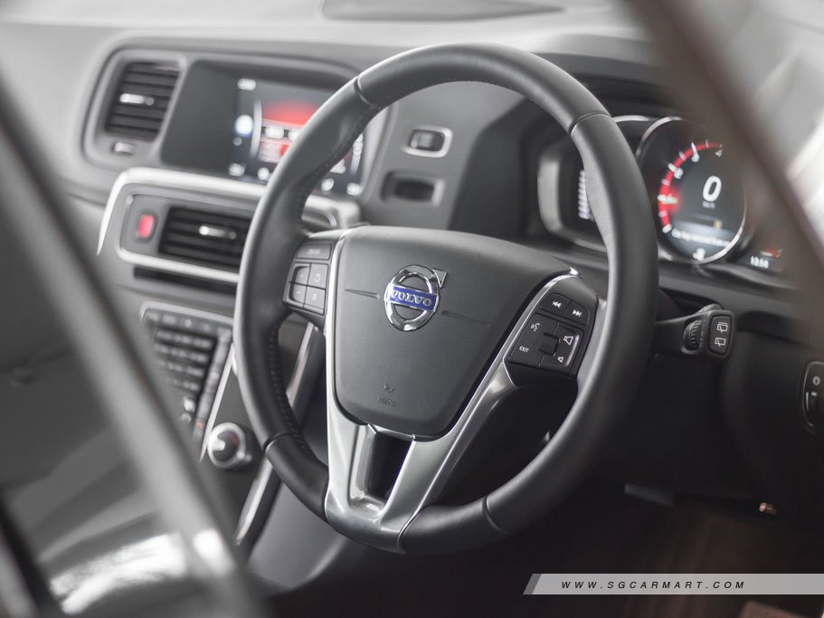 https://i.i-sgcm.com/new_cars/cars/11764/11764_g31
