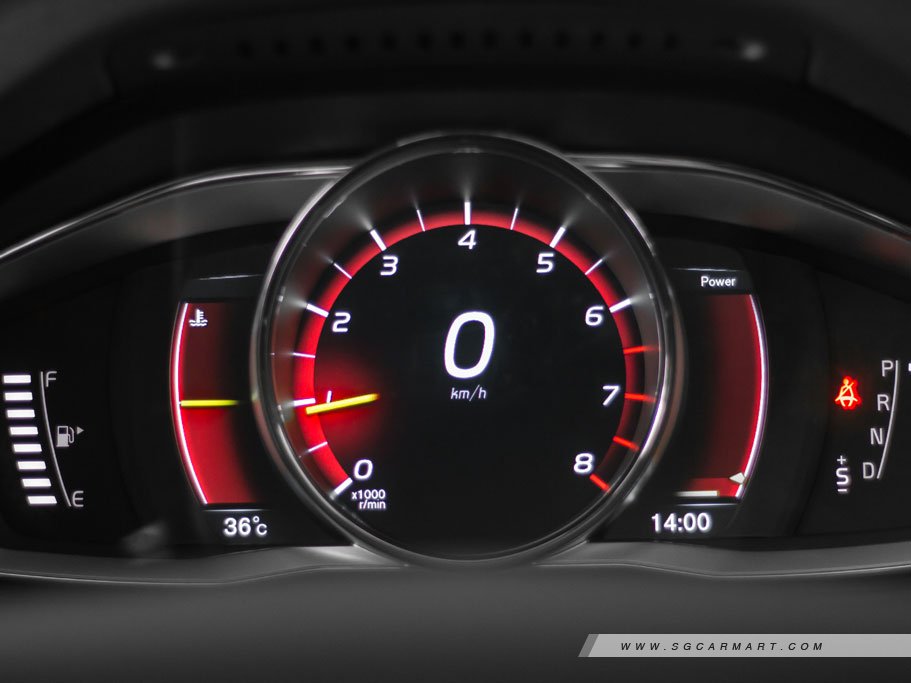 https://i.i-sgcm.com/new_cars/cars/11764/11764_g33