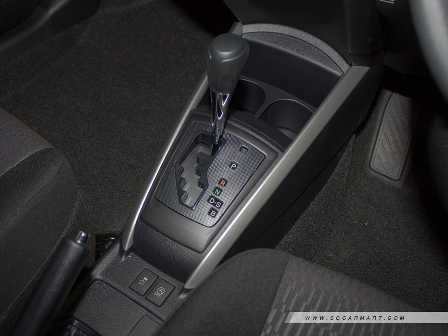https://i.i-sgcm.com/new_cars/cars/11765/11765_g18