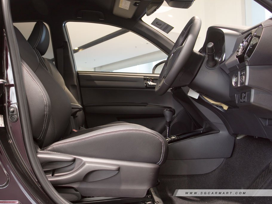 https://i.i-sgcm.com/new_cars/cars/11765/11765_g31
