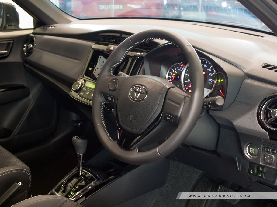 https://i.i-sgcm.com/new_cars/cars/11765/11765_g34