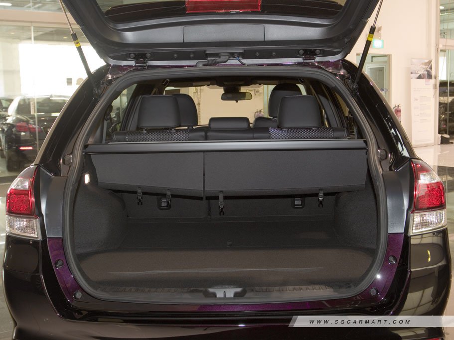 https://i.i-sgcm.com/new_cars/cars/11765/11765_g39