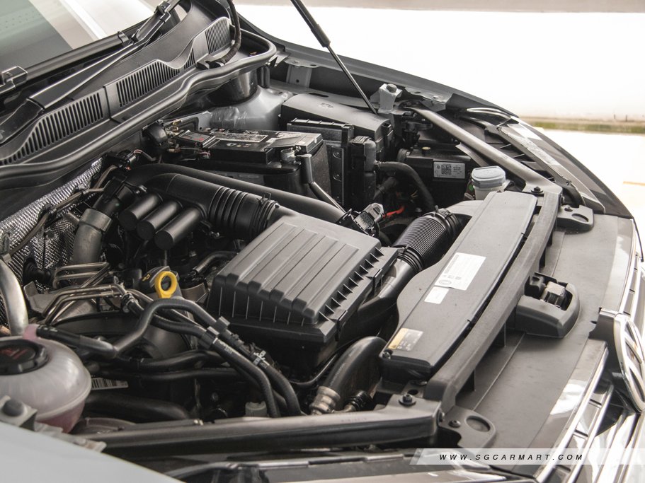 https://i.i-sgcm.com/new_cars/cars/11772/11772_g102