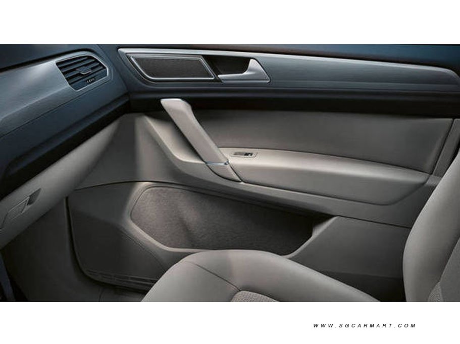 https://i.i-sgcm.com/new_cars/cars/11772/11772_g109