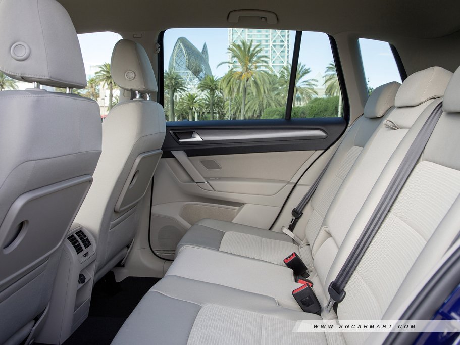 https://i.i-sgcm.com/new_cars/cars/11772/11772_g68