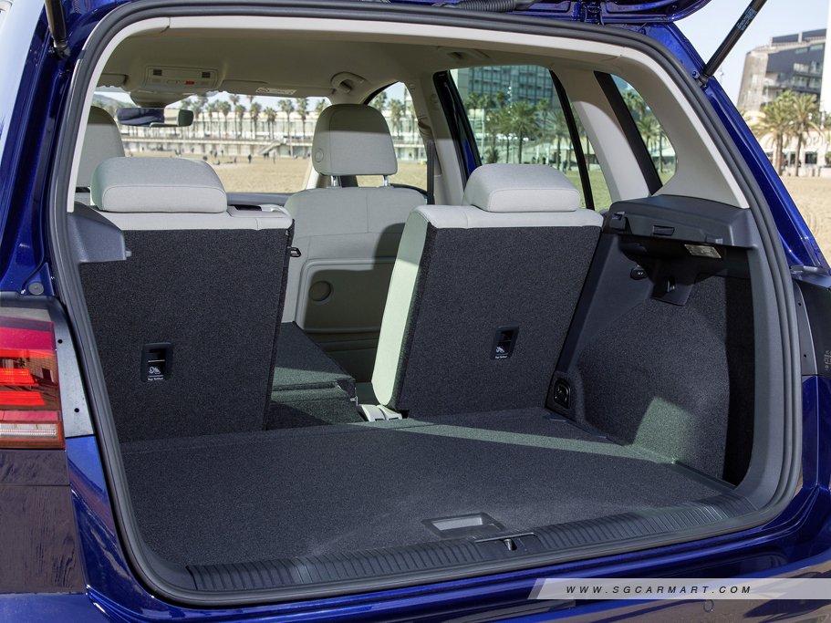https://i.i-sgcm.com/new_cars/cars/11772/11772_g71