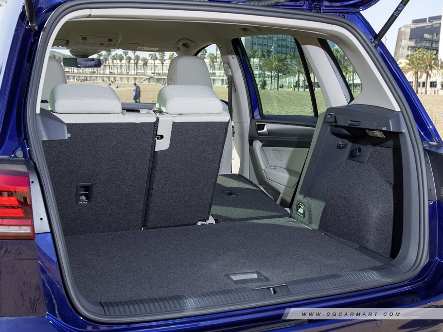 https://i.i-sgcm.com/new_cars/cars/11772/11772_g75