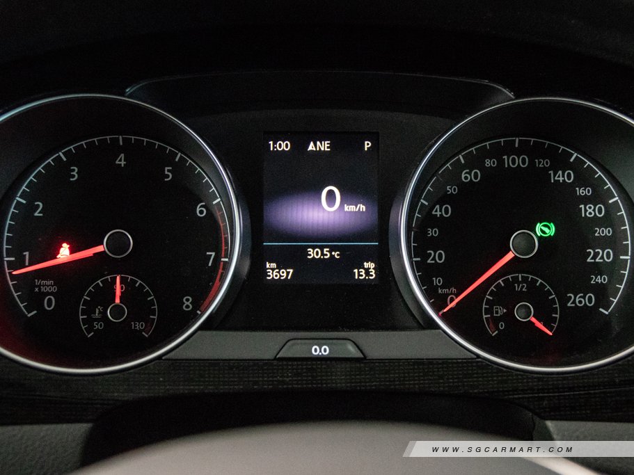 https://i.i-sgcm.com/new_cars/cars/11772/11772_g90