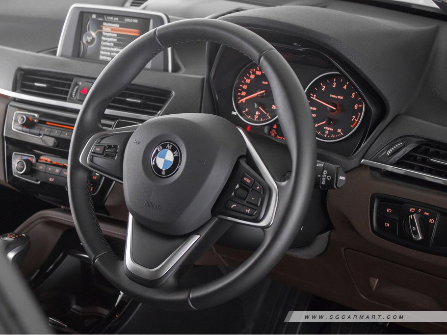 https://i.i-sgcm.com/new_cars/cars/11775/11775_g27