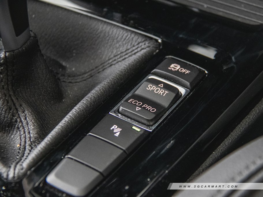 https://i.i-sgcm.com/new_cars/cars/11775/11775_g77