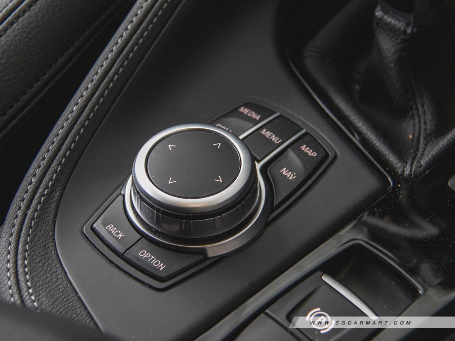 https://i.i-sgcm.com/new_cars/cars/11775/11775_g78