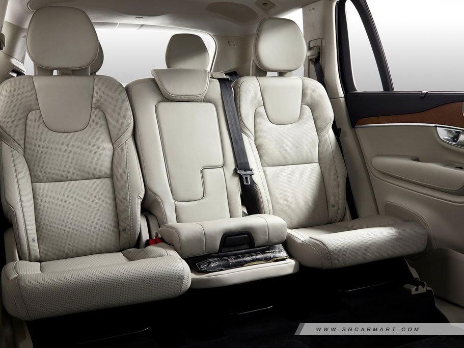 https://i.i-sgcm.com/new_cars/cars/11776/11776_g10