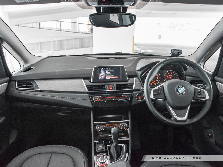 https://i.i-sgcm.com/new_cars/cars/11778/11778_g26