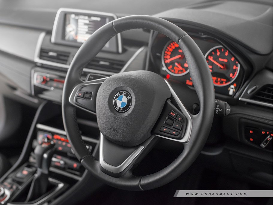 https://i.i-sgcm.com/new_cars/cars/11778/11778_g27
